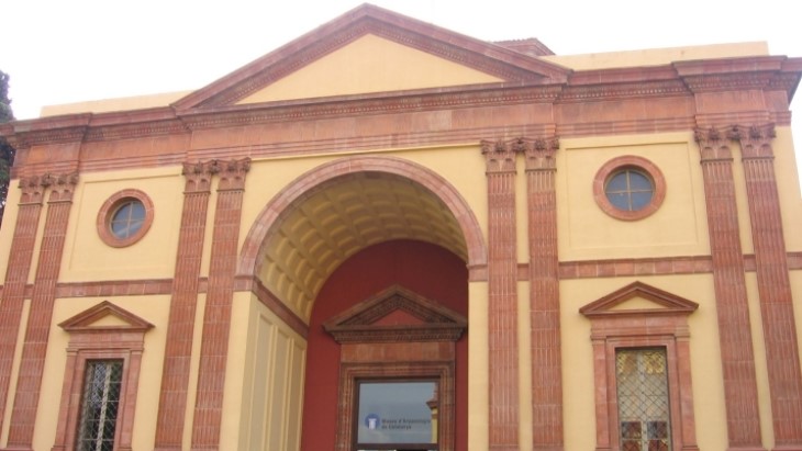 Tur Arkeologis untuk Kaum Naturis di Museum Arkeologi Catalonia