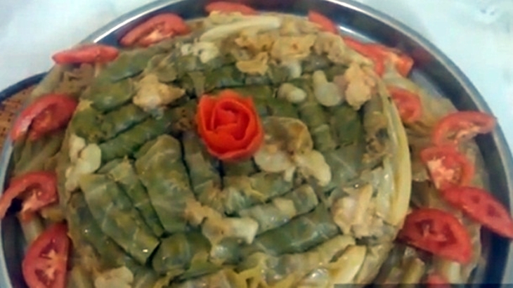 Mahshi menu khas buka puasa di Mesir. (Foto: Youtube/Doaa Fouda)