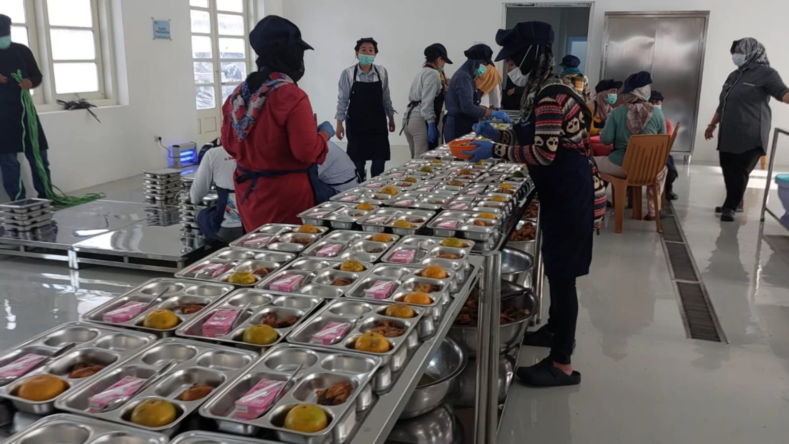 Program Makan Bergizi Gratis Hari Pertama di Solo Cuma Sasar 7 Sekolah