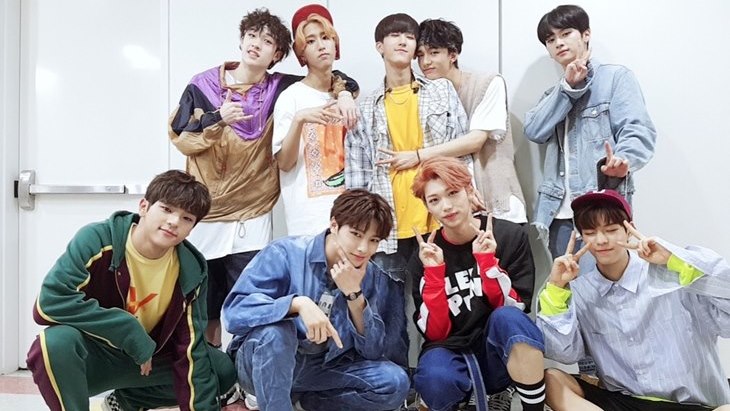 Perlukah Membeli Blue Ticket di Konser Stray Kids? Harus!