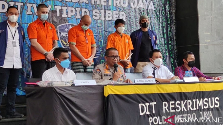 Aktor Utama Pembobolan Dana Nasabah Lewat Skimming ATM Berasal dari Luar Negeri