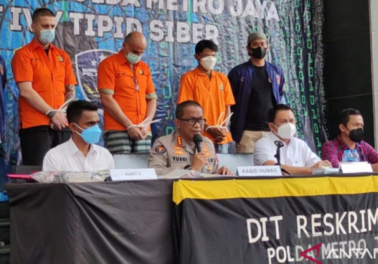 Aktor Utama Pembobolan Dana Nasabah Lewat Skimming ATM Berasal dari Luar Negeri