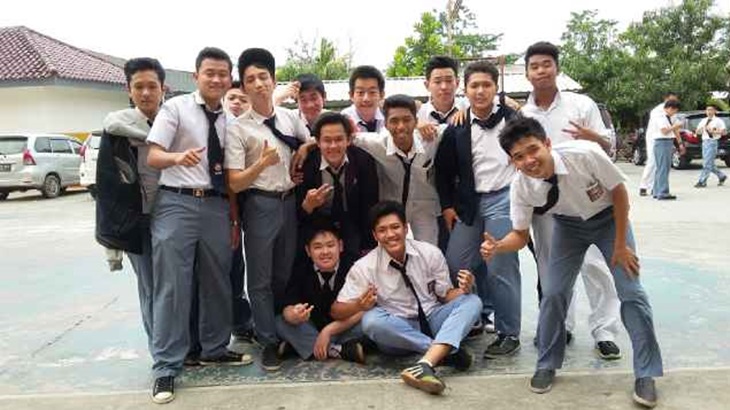 Nostalgia Seragam Sekolah Ketika Ngilmu Negeri Aing