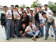 Nostalgia Seragam Sekolah Ketika Ngilmu Negeri Aing