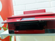 Printer Ini Kekinian Banget, Bisa Mencetak Stiker Kuku