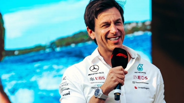 Toto Wolf: Mercedes Telah Buat Kemajuan dalam Pengembangan Mobil W15