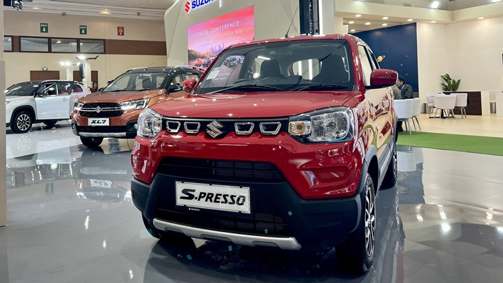 Suzuki Pamerkan 7 Mobil di GJAW 2023