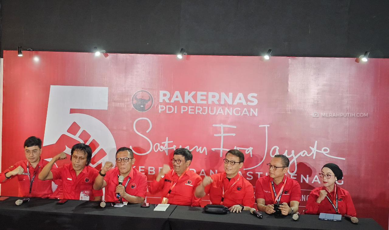 Djarot Sebut Jokowi dan Gibran Sudah Bukan Kader PDIP