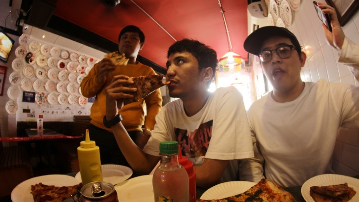 hulica Rilis Split Album Bersama Musisi Lintas Negara