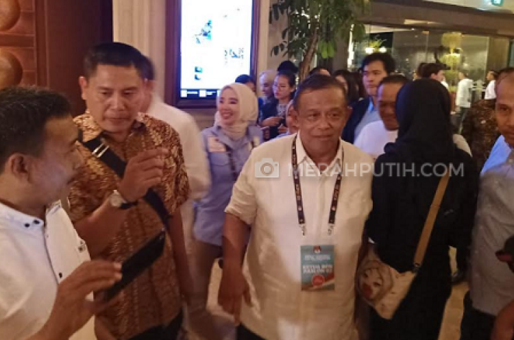Sebelum Debat, Prabowo Minta Materi ke Sudirman Said