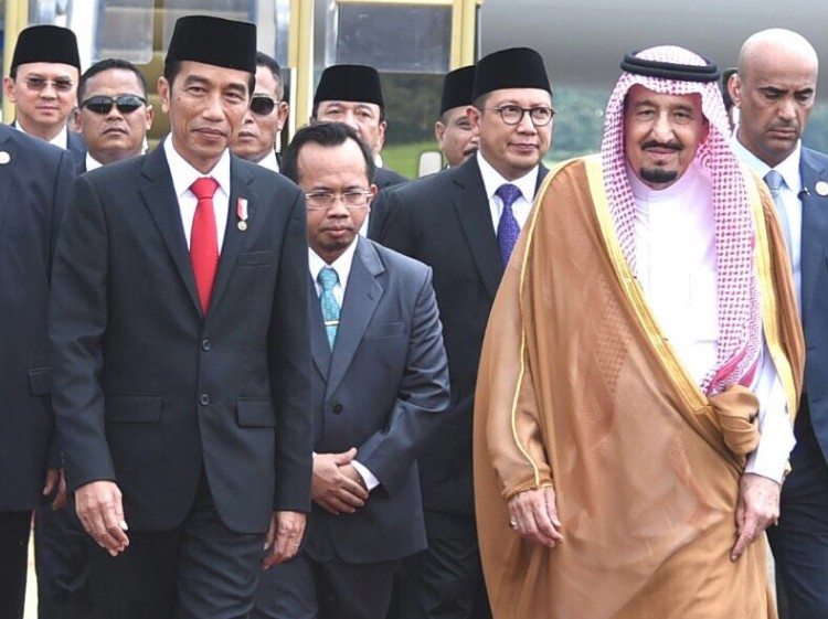 Jokowi bersama raja salman