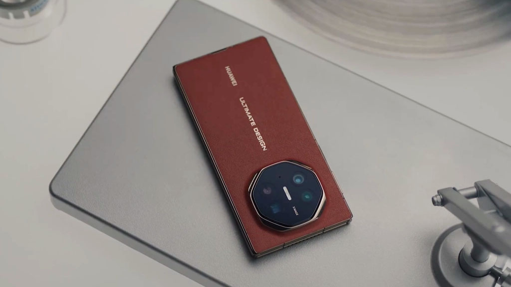 Huawei Mate XT Hitam Muncul dalam Daftar Pre-Order, Meluncur 10 September