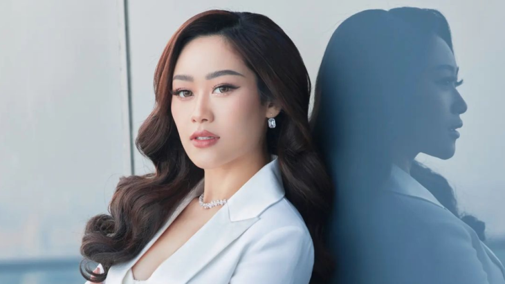 Poppy Capella Pemilik Baru Miss Universe Indonesia