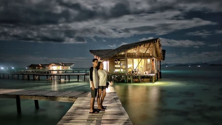 Pulau Cinta di Gorontalo saat malam hari. (Instagram/@pulaucinta.gorontalo)