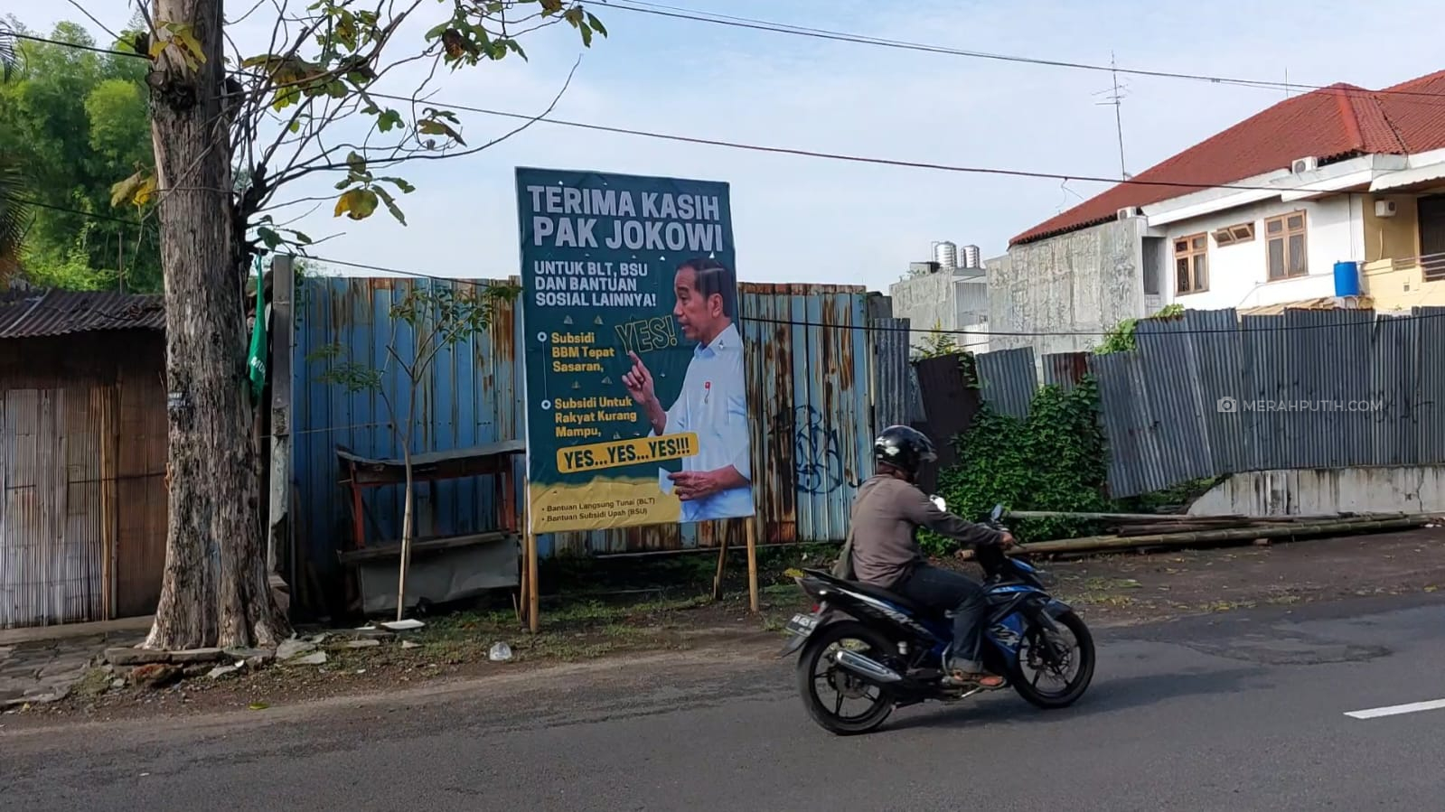 Gibran Pastikan Copot Baliho 'Terima Kasih Jokowi'