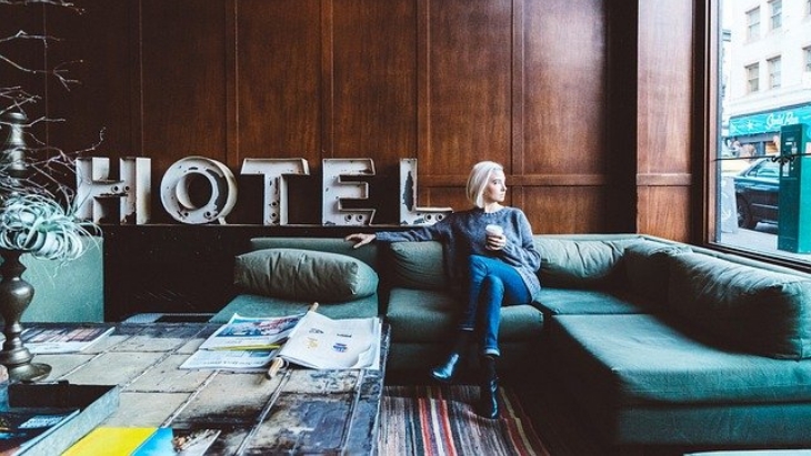 Tips Aman Staycation di Tengah Pandemi