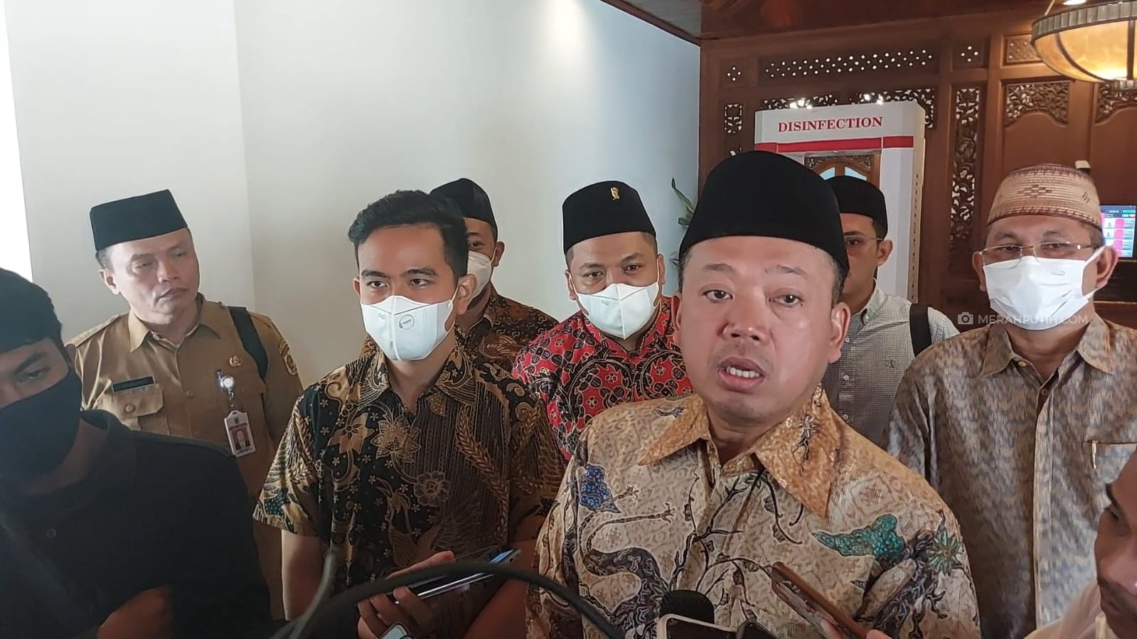 Nusron Wahid Sebut Gibran tak Suka Fotonya Dipasang di Baliho Porseni NU