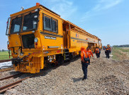 KAI Catat ada 177 Titik Rawan Jalur Kereta Api saat Nataru 2026, mulai dari Ancaman Longsor sampai Banjir