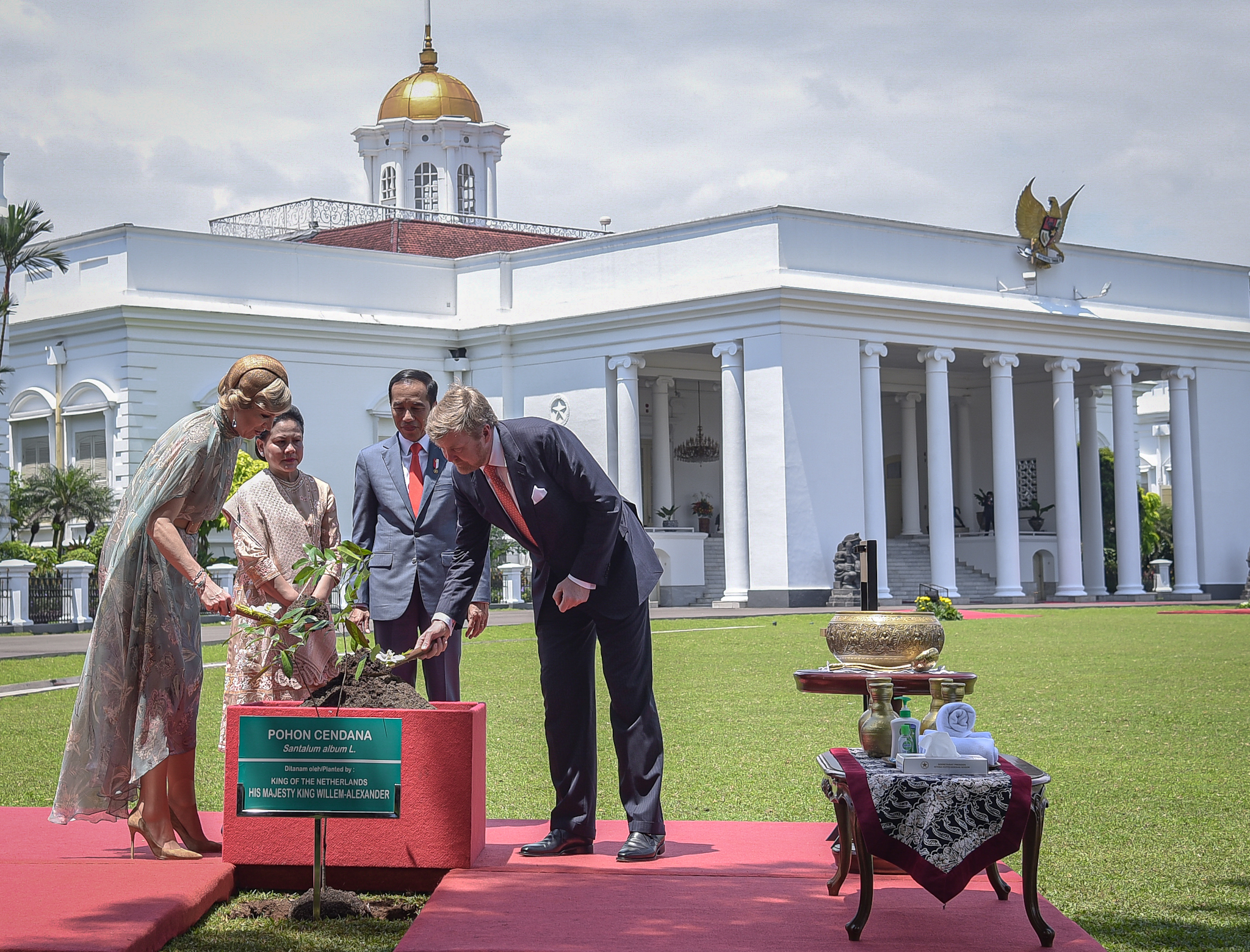 Presiden Jokowi dan Raja Belanda. (Foto: Antara)