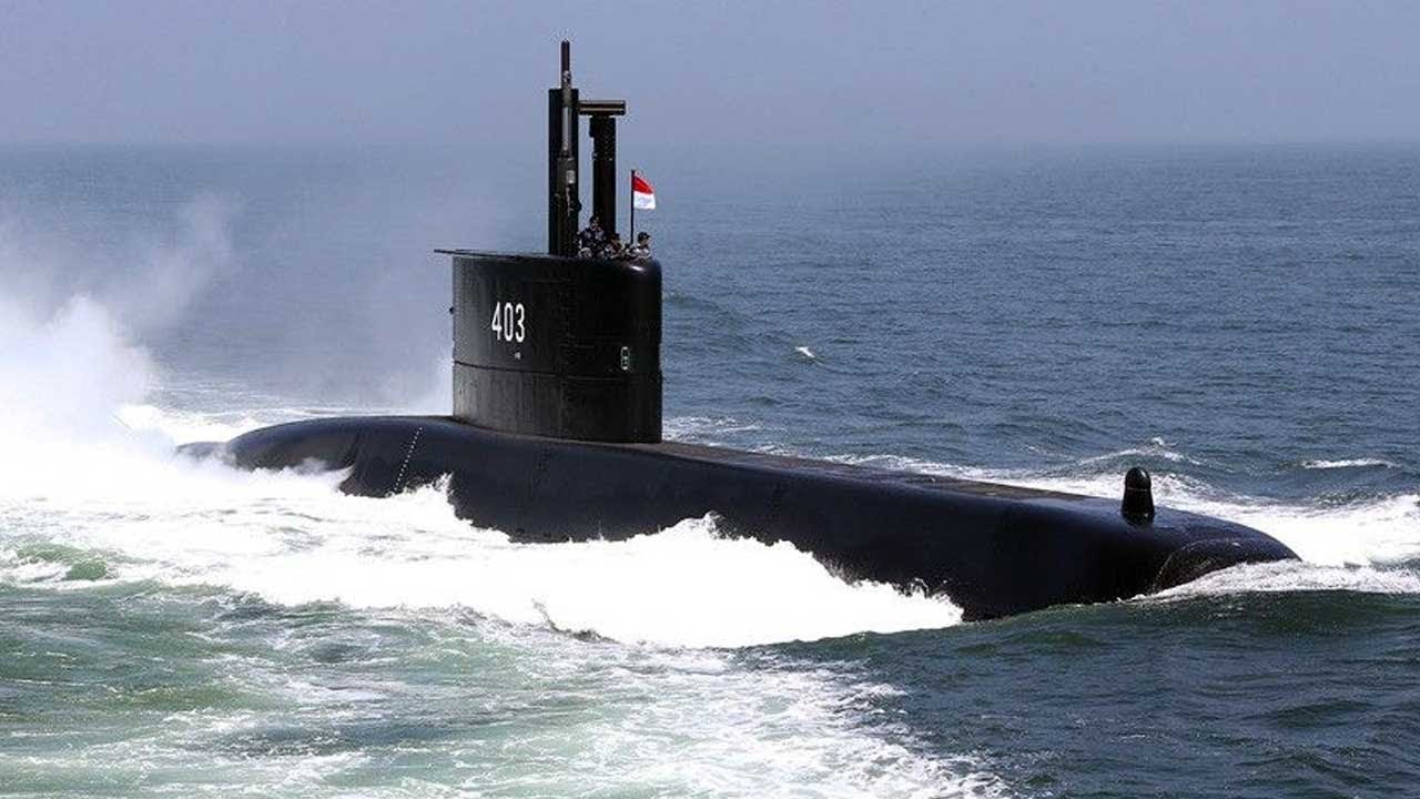 Kapal Selam KRI Nagapasa-403 harganya mencapai Rp 5,3 triliun. (Foto: YouTub/Ugunlife)