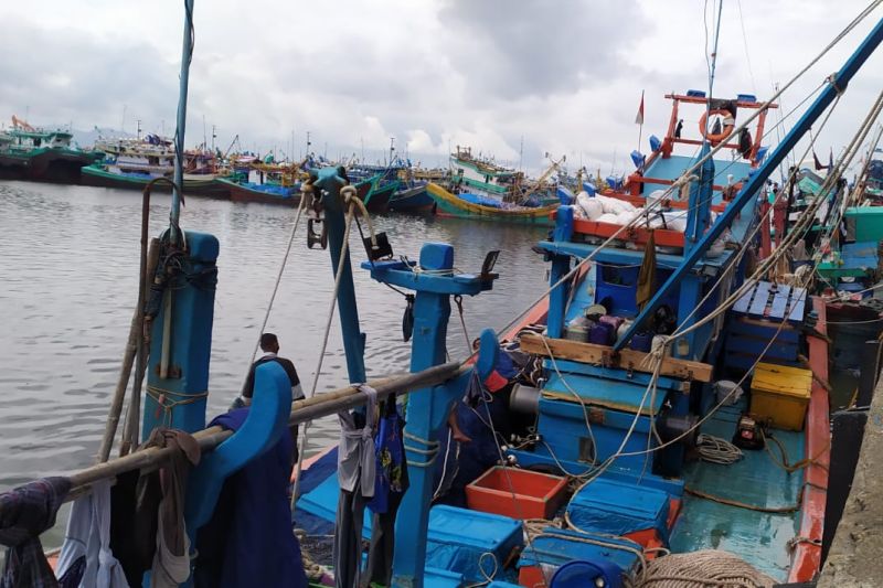 Angin Kencang Bikin 6 Nelayan Bengkalis Lewati Batas Negara Malaysia