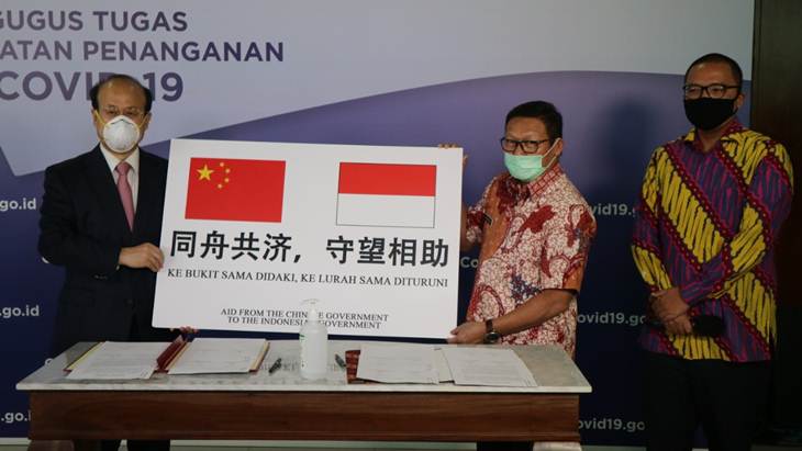 Pemerintah RRT Serahkan Bantuan Kemanusian Penanganan COVID-19