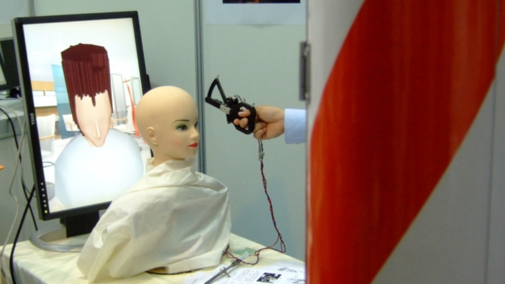 Kini Potong Rambut Bisa Pakai Aplikasi