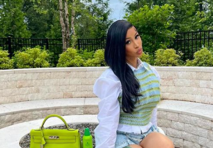Kabar Rumah Tangga Retak, Cardi B Mantap Akan Bercerai