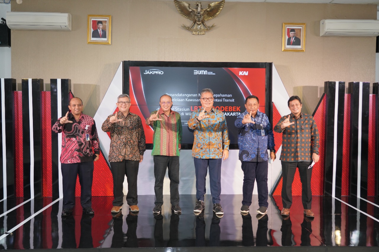 KAI dan Jakpro akan memprioritaskan kerja sama terkait pengelolaan Kawasan TOD di 4 lokasi prioritas LRT Jabodebek. (Foto: MP/Asropih)