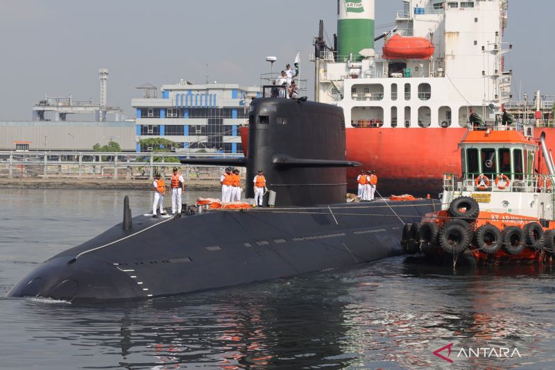 Kapal Selam Militer Pakistan Sandar di Tanjung Priok Bukan Sekadar Singgah