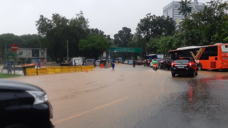 banjir monas