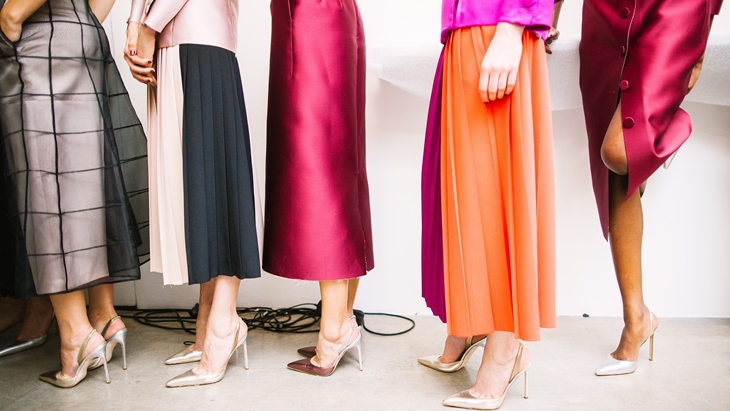 5 Trik Samarkan Garis Pakaian Dalam saat Pakai Baju Ketat