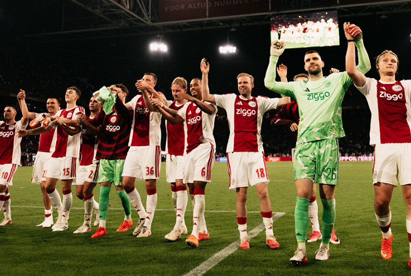 Gacor Abis! Statistik Gila Maarten Paes Saat Bawa Ajax Pesta Gol 5-1 atas Willem II