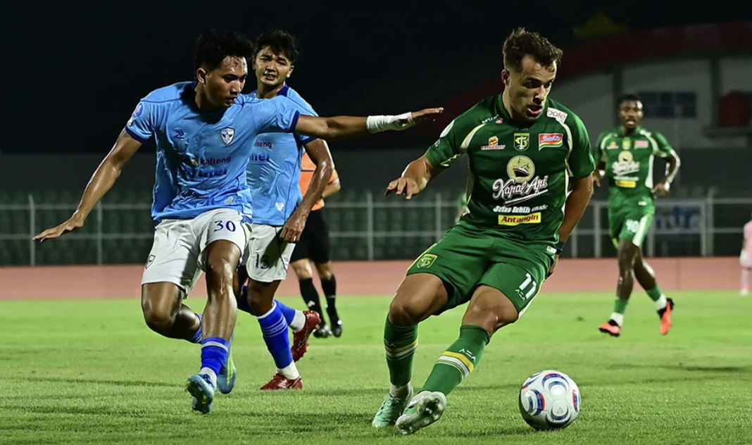 Persebaya Menang Tipis atas Isenmulang, Bernardo Tavares Bongkar Kelemahan Bajul Ijo
