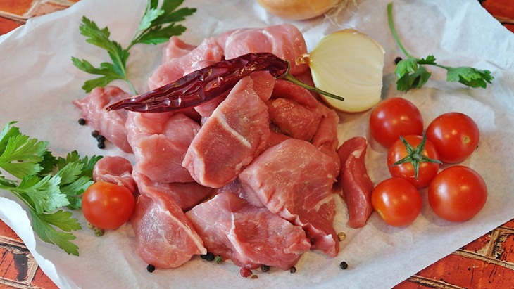 Daging merah sama seperti ikan bisa memengaruhi rasa ketika dicuci. (Foto: Pixabay/RitaE)