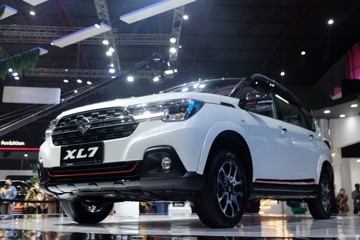 Suzuki Perkenalkan XL7 Alpha di IIMS 2022