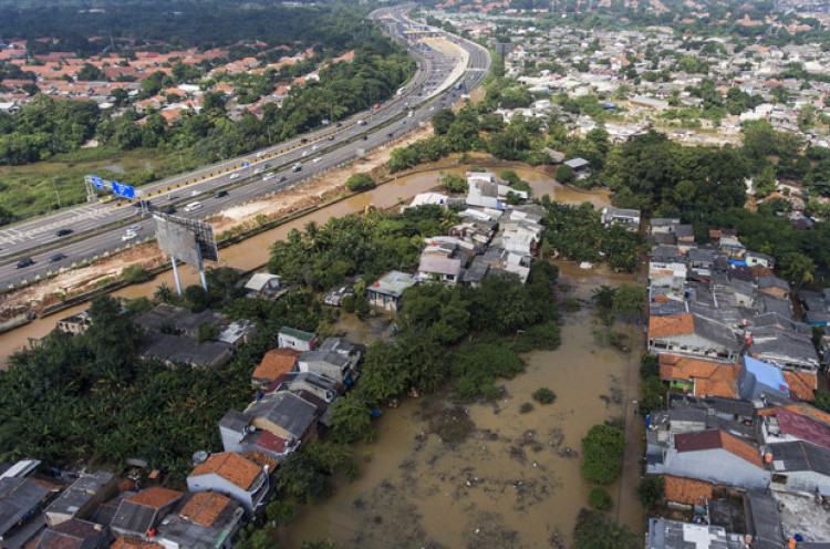 Ahok Tak Ingin Berspekulasi Banyak Banjir akibat Sabotase