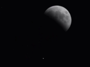 Yuk Nikmati Gerhana Bulan Parsial Nanti Malam, Ini Waktu dan Caranya