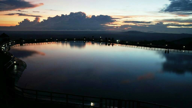 Embung Nglanggeran Tawarkan Panorama Matahari Terbenam Nan Eksotis