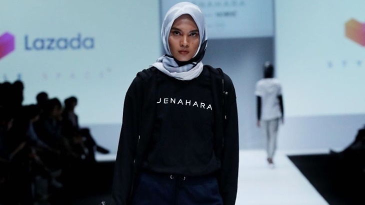 Ide Tampilan Monokrom nan Keren untuk 2020