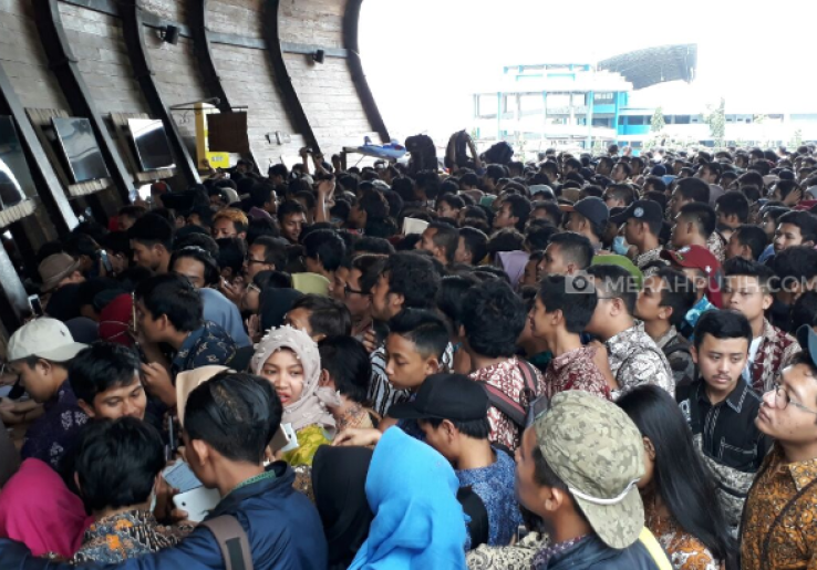 Jogja Bay Waterpark Ajak Anak Muda Mencintai Batik 