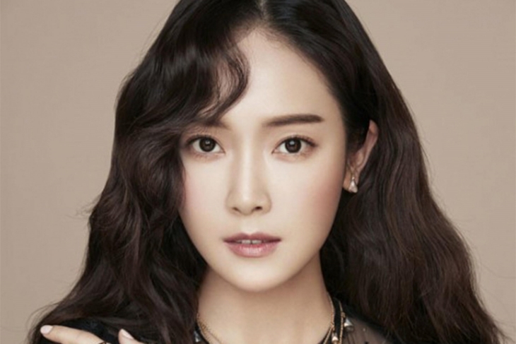 Jesssica Jung akan tukar pikiran dengan pembaca Indonesia. (Foto: ew.com)