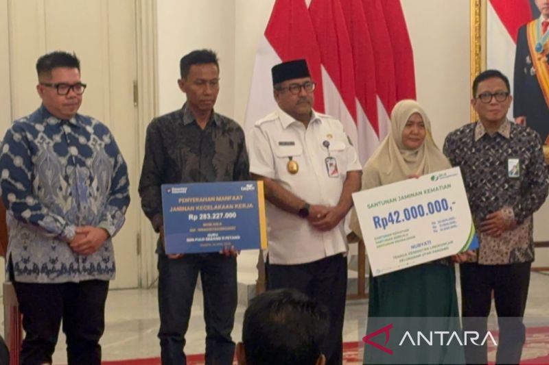 Ahli Waris Guru Korban Kecelakaan Kereta Api di Bekasi Timur Dapat Satunan Kecelakaan Kerja