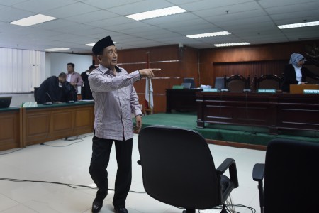  Eks Bupati Bangkalan Fuad Amin Tutup Usia