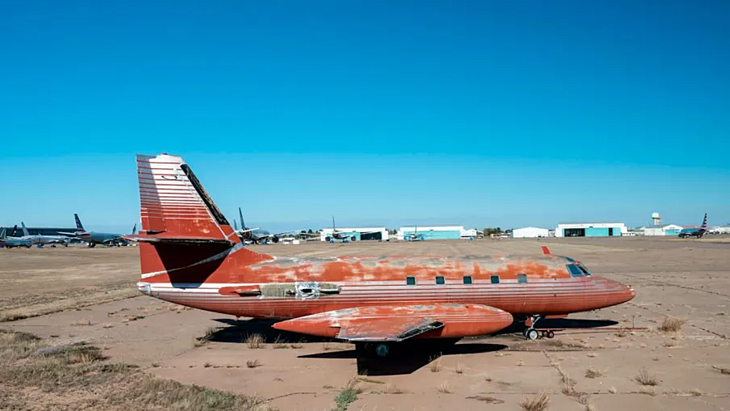 Selama 30 Tahun Jet Pribadi Elvis Presley Hanya Diparkirkan