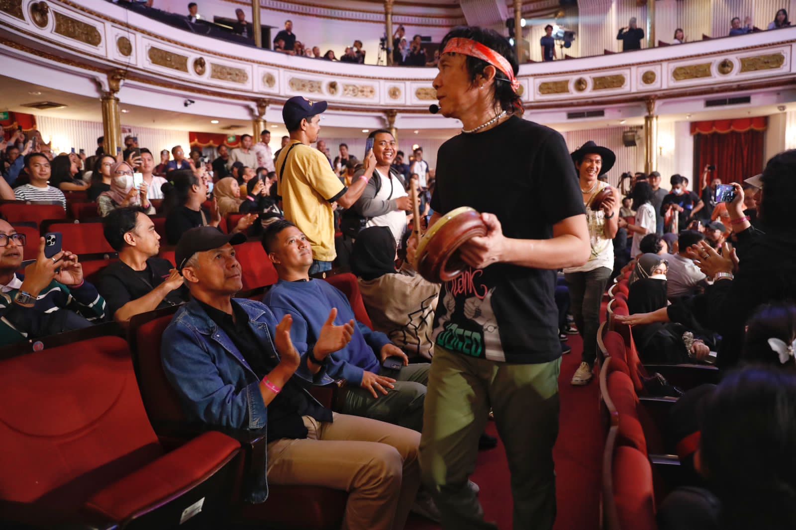 Ganjar Nostalgia di Konser Slank