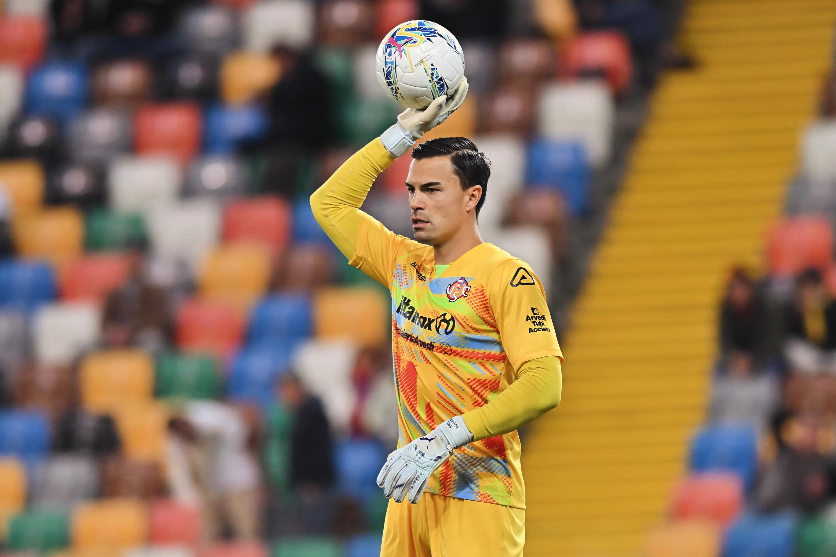 Juventus mau pulangkan Emil Audero