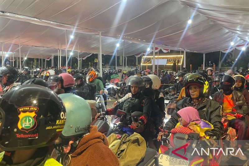 Ribuan Pemudik Padati Area Pelabuhan Ciwandan, Puncak Mudik Sudah Terasa