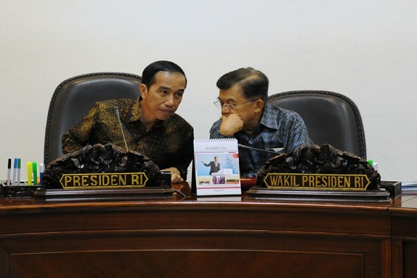 Untuk Pentama Kalinya Jokowi Makan Siang di Kantor JK, Ada Apa Ya?