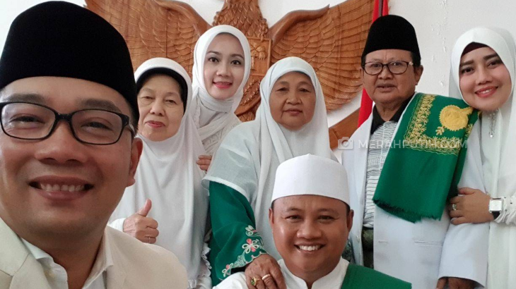 Ridwan Kamil bersama keluarga